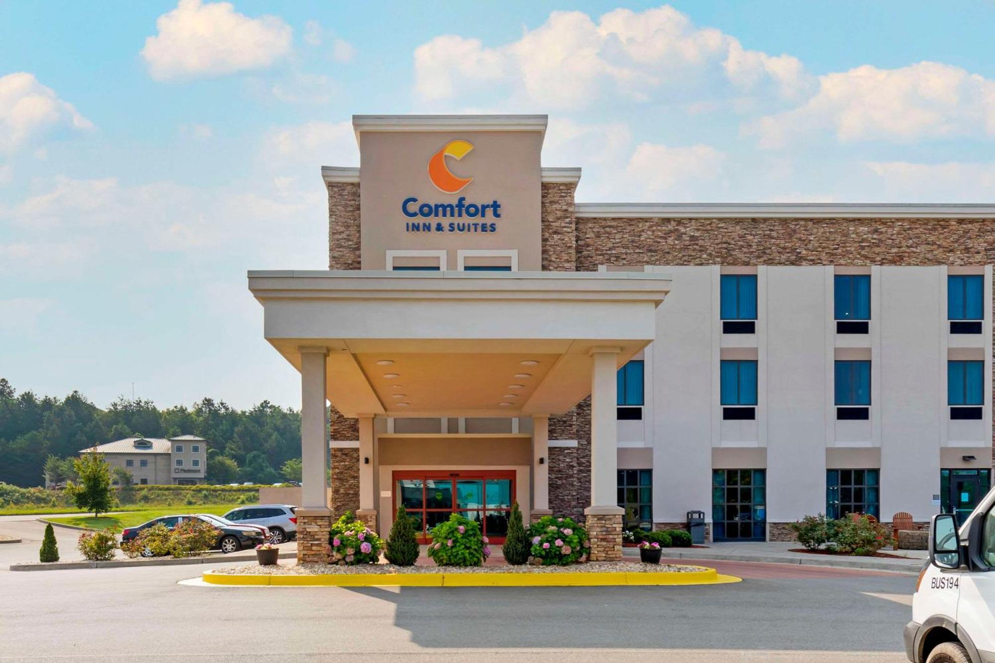 Comfort Inn & Suites East Елиджей Екстериор снимка